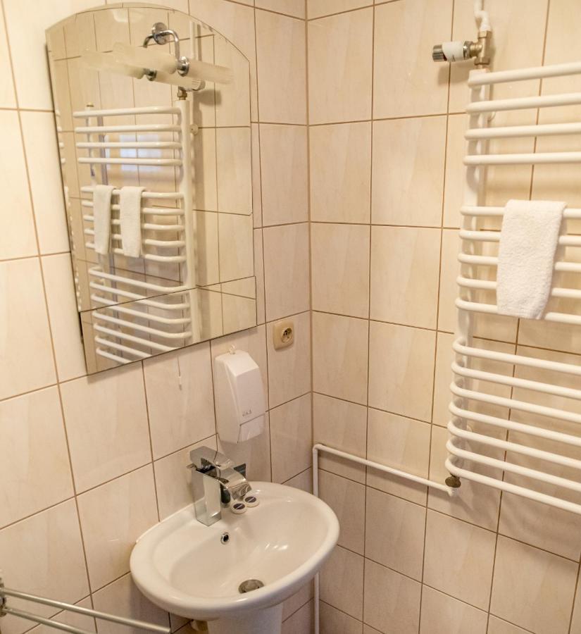 אפרטהוטל Babilon Krzeszow מראה חיצוני תמונה